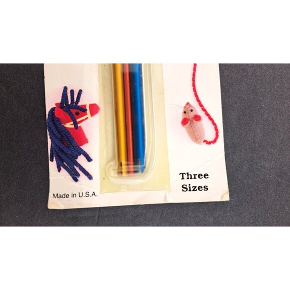 Vintage Curlers Yarn Doll Hair Ribbons Crafts 7407 Metal Rods 3 Sizes New Boye - Picture 2 of 6